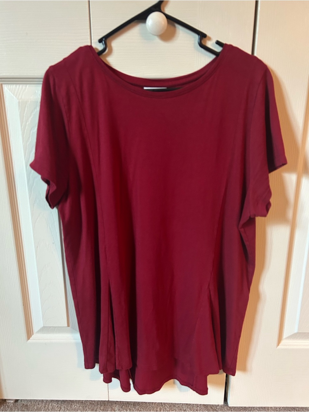 J Jill Women’s Rounded Neck Short Sleeve Top - Burgundy